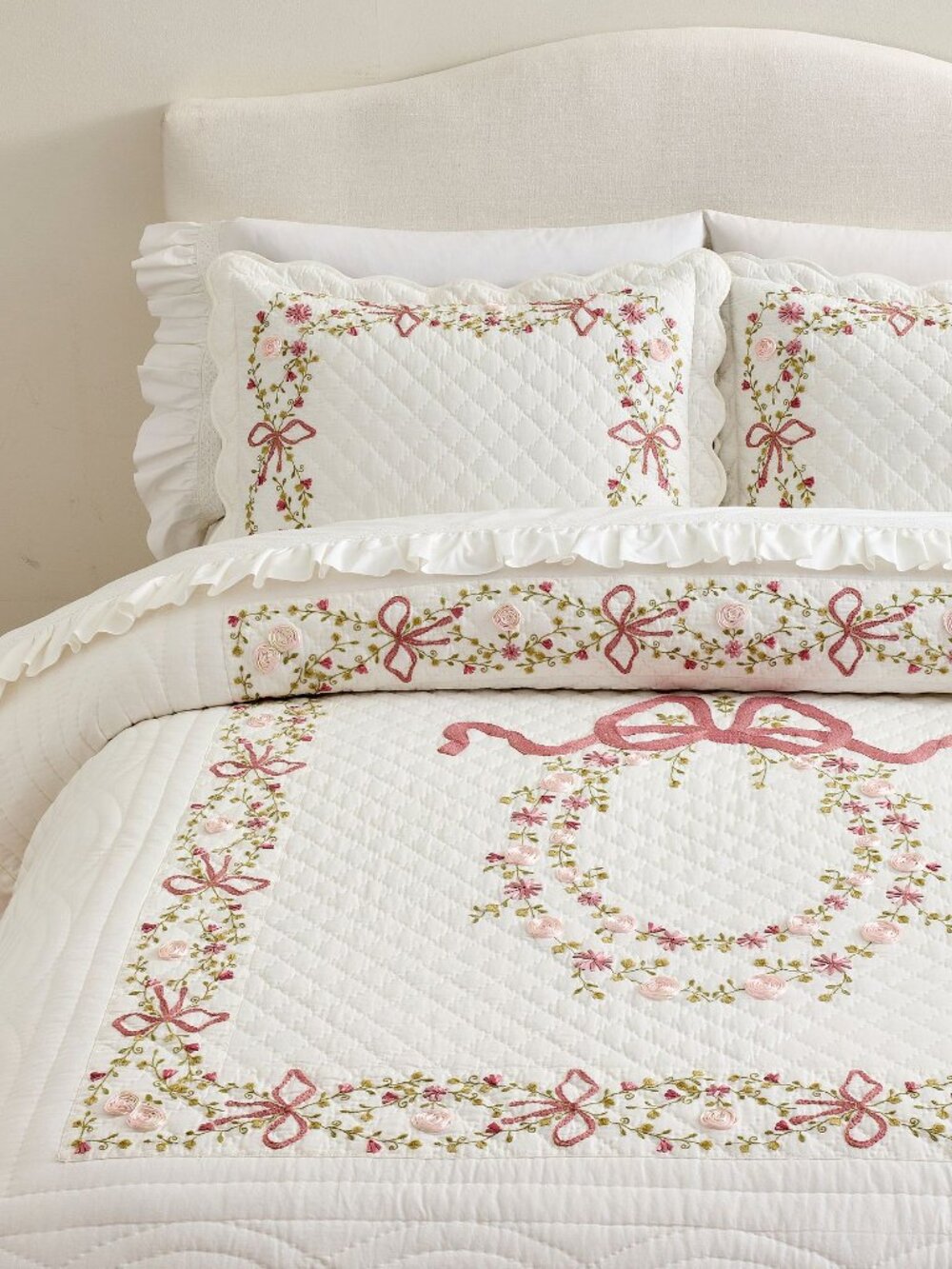 LoveShackFancy x Pottery Barn Bow Embellished Quilt Full Queen Bedding NWT